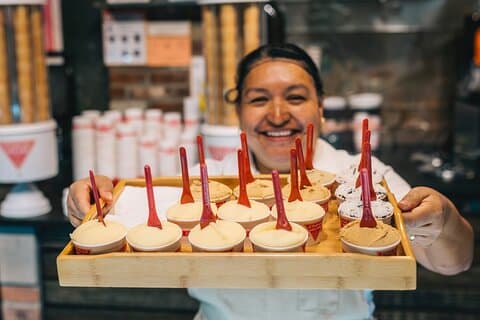 Tour Foods of NY Tour gastronomico del mercato di Chelsea e High Line Park