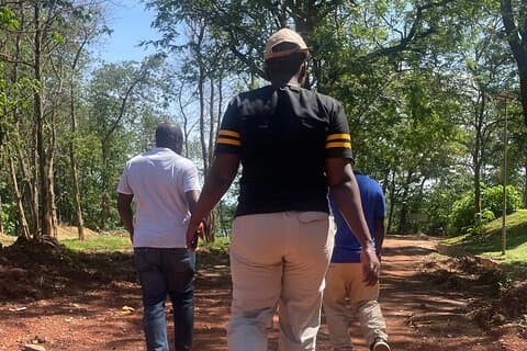 Tour di 1 giorno a Jinja e alla sorgente del fiume Nilo (guida femminile)