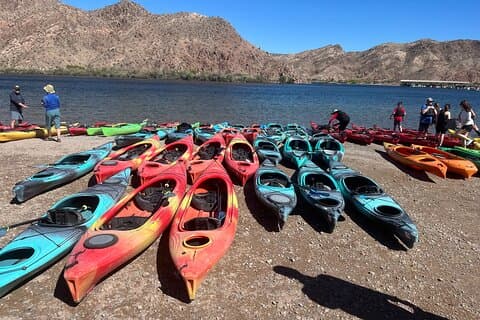 Emerald Cave Kayak Rental : Avventura sulla spiaggia di Willow con guida autonoma