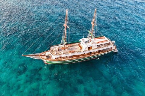 4-Hour Shared Cruise Tour in Protaras and Ayia Napa