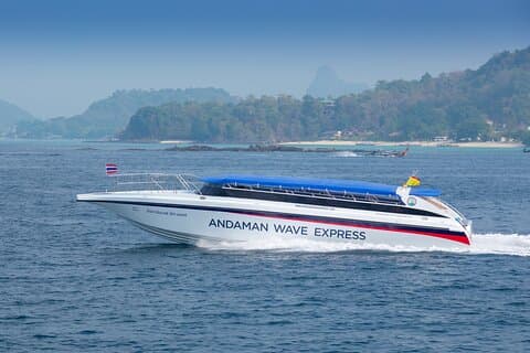 Islas Phi Phi desde Phuket Transferencia en lancha rápida con servicio de recogida
