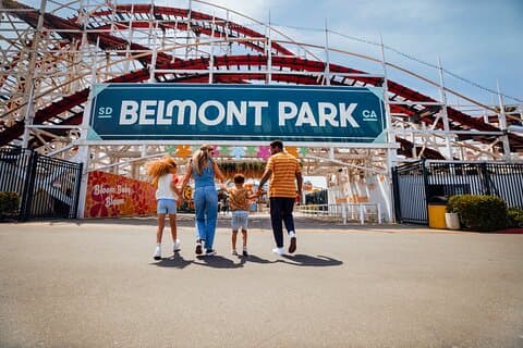 Pass Ride and Play de Belmont Park