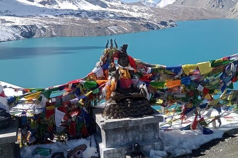 Tilicho Lake en Mesokanto Pass Trek in Nepal gedurende 15 dagen