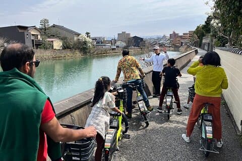 Kanazawa Half Day E-bike Tour