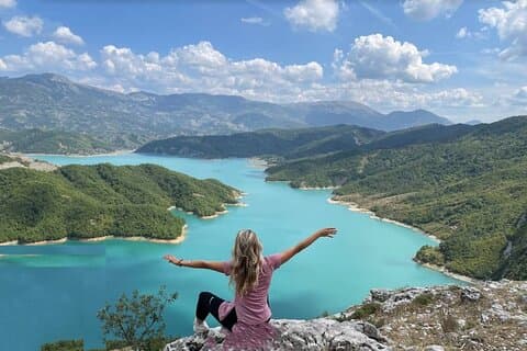 Excursão de um dia no Lago Bovilla e na Montanha Gamti a partir de Durres ou Golem