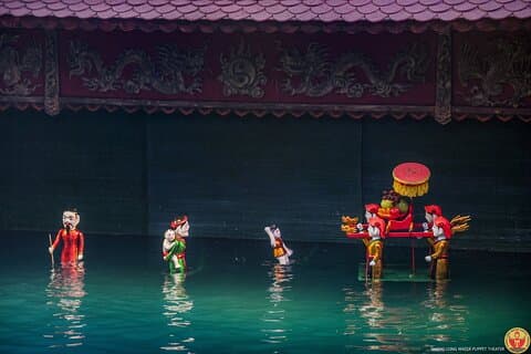 Thang Long Water Puppet Theatre Hopp over køen