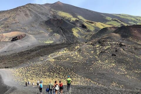 Etna private tour in 4x4 & Sicilian food farm experience
