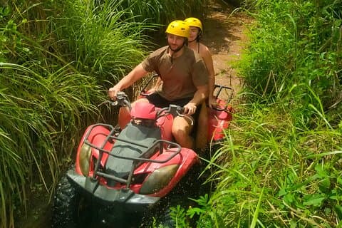 バリ島ATVライド2時間+ランチ体験