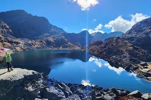 10 jours de randonnée dans la vallée du Langtang et Gosaikunda au départ de Katmandou