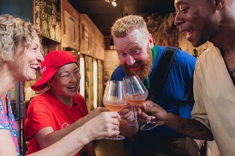 Tokyo After 5 : Visite gastronomique, boissons et culture en petit groupe