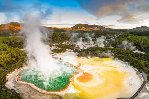 Private VIP Luxury Auckland-Rotorua Geothermal Wonderlands