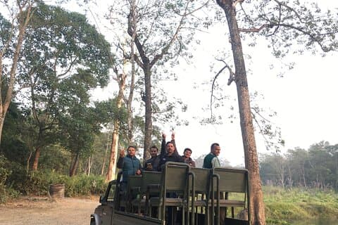 Heldags jeepsafari i Chitwan nasjonalpark