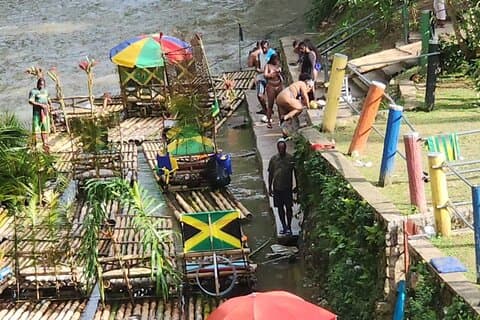Lethe Bamboo Rafting med Kalkstein massasje Montego Bay Jamaica