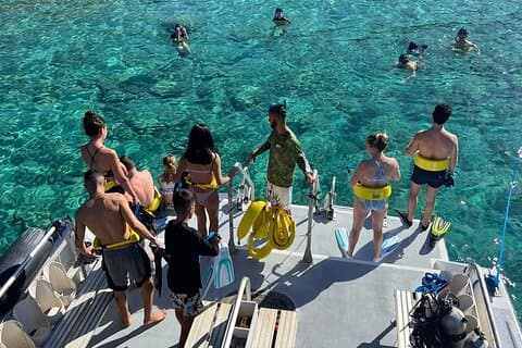 All-Inclusive Boat Snorkeling & Beach Day to the Fajardo Islands