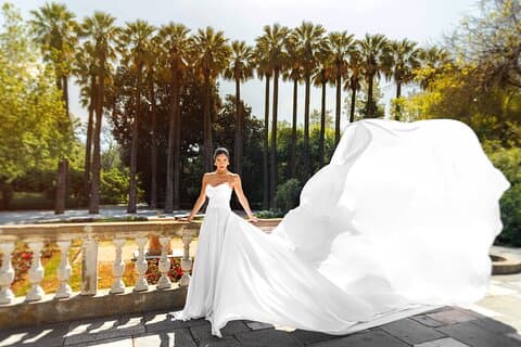 Athens: Flying Dress Photoshoot "Marilyn Package"