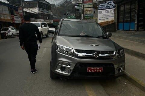 Fra Pokhara: Envejs privat transfer til Kathmandu