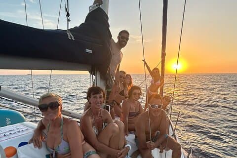 Expérience de navigation d'une journée complète à la découverte d'Ibiza et de Formentera