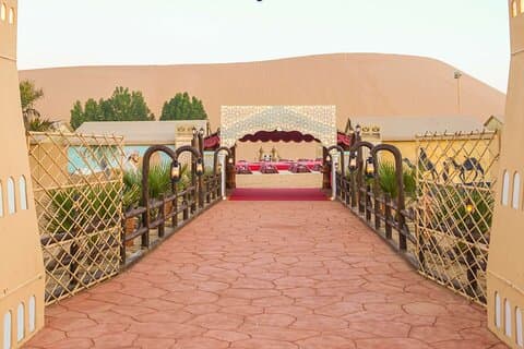 Safari do Deserto de Abu Dhabi com shows ao vivo e jantar de buffet de churrasco