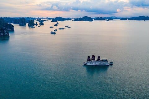 Horror Cruise 2 Day Enjoy Halong Bay from Hanoi