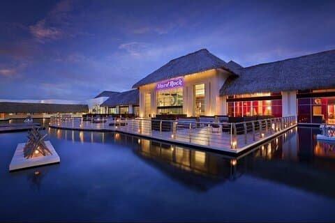 Luchthaven Santo Domingo en privétransfer Hard Rock Punta Cana