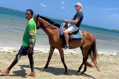 Paseos a caballo y caídas secretas desde Montego Bay