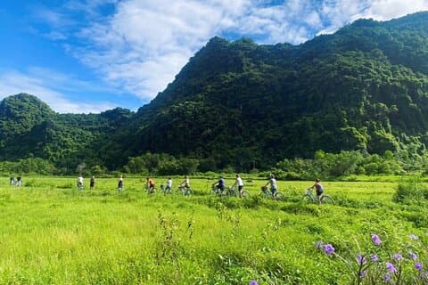 Lan Ha Bay Day Trip from Cat Ba Town: Kayaking, Swimming & Biking