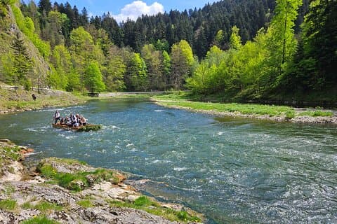 Tour privado de rafting en el río Dunajec de día completo desde Cracovia