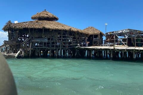 Privat transport Combo till Pelican Bar och Appleton Rum fabrik