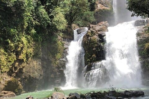 Aventura Todo Incluido Cataratas Nauyaca