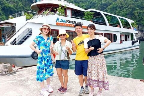 Tour premium de un día en crucero Alova con recogida en la bahía de Halong