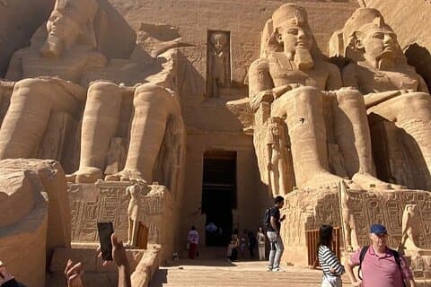 Visita privada a Abu Simbel desde Asuán
