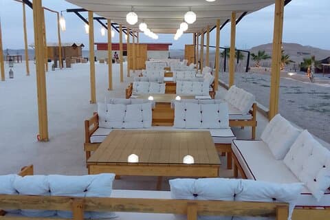 Frokost med pool i Agafay-ørkenen fra Marrakech