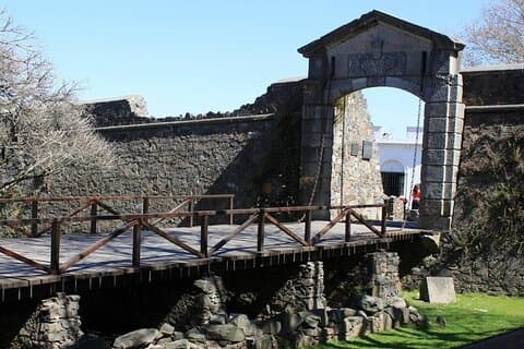 Private Vip Tour Colonia del Sacramento