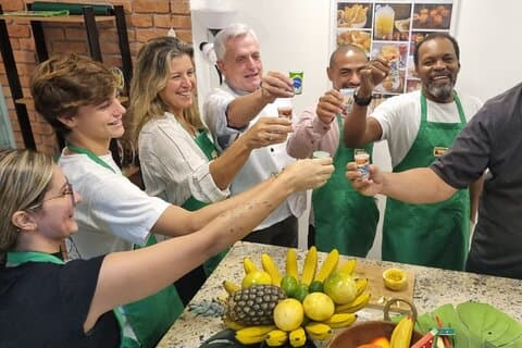 Brasilianischer Cocktailkurs in Ipanema : 6 Drinks & Sunset Cheers