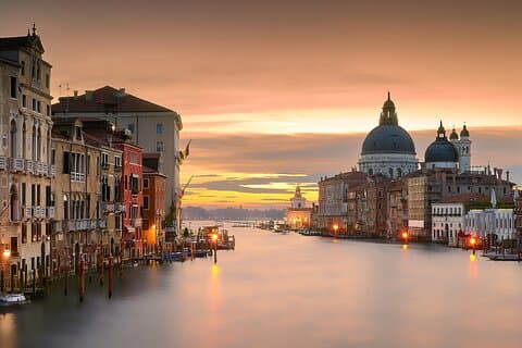 Venice Gondola Night : Romance & Serenade + Ebook Esclusivo