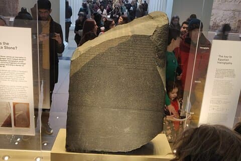 Tour del British Museum con una guida archeologa qualificata