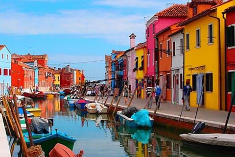 Visit Murano's Glass, Burano's Colorful Homes, & Torcello + Ebook