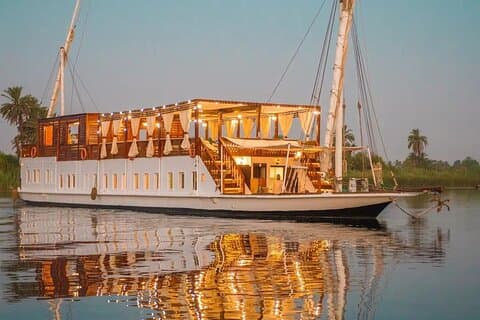 Tours guiados de lujo de 5 días por el Nilo de Dahabiya de Luxor a Asuán