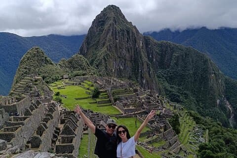 2 - Dag Heliga Dalen & Machu Picchu Tour med tåg från Cusco