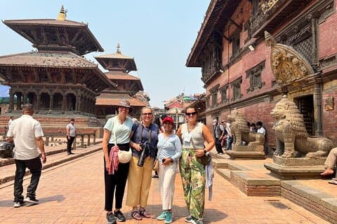 5 Days Private Buddhism Monasteries Tour from Kathmandu