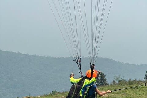 Paragliding Experience in Ha Noi