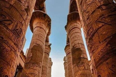 Visite privée d'une journée au temple de Karnak et à la vallée des rois avec déjeuner