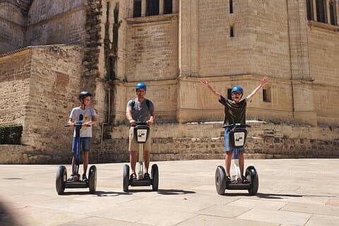 Gibralfaro Castle, Port & Bullring Segway Tour in Málaga