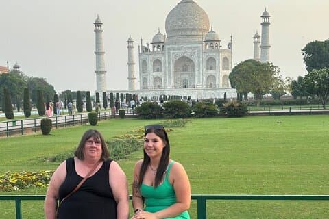 Ab Delhi: Privater Tagesausflug zum Taj Mahal und Agra Fort mit dem Auto