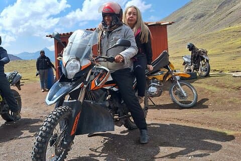 Visite en moto de Rainbow Mountain et randonnée de 5 minutes