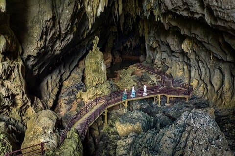 Dark Cave Discovery Tour vanuit Hue: vertrek op zelfs dagen