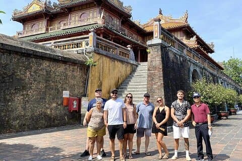 Hue Imperial Citadel Walking Tour Udforsk Vietnams historie