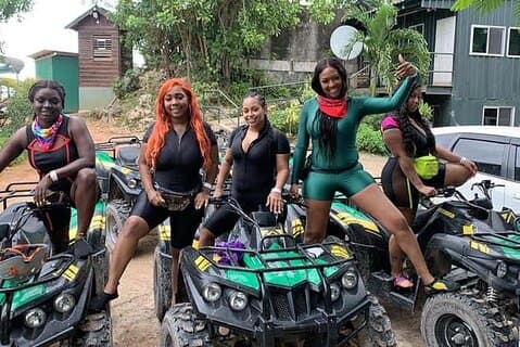 ATV / Dune Buggy und Blue Hole Abenteuer Tour in Ocho Rios