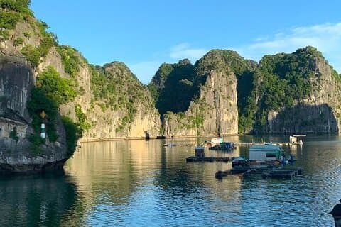 Privat kanottur: Upptäck Halong och Lan Ha Bay på ditt eget sätt