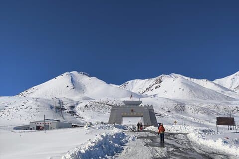 Al Inclusive 10 Days Luxury Tour to Skardu and Hunza Valley